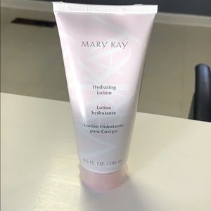Mary Kay® Hydrating Lotion